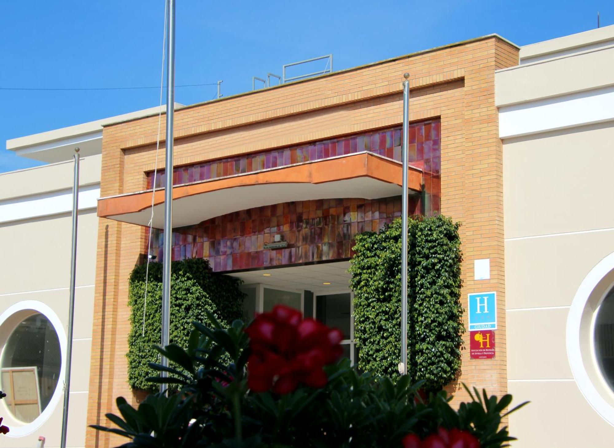 Hospedium Hotel Blu Torre De Sevilla Torre de la Reina Exterior photo